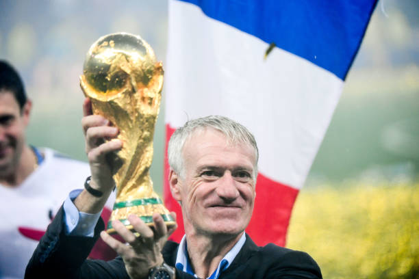 對於巴塞隆 對於巴塞隆