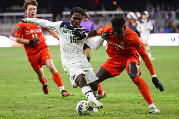 多难再添新 多难再添新